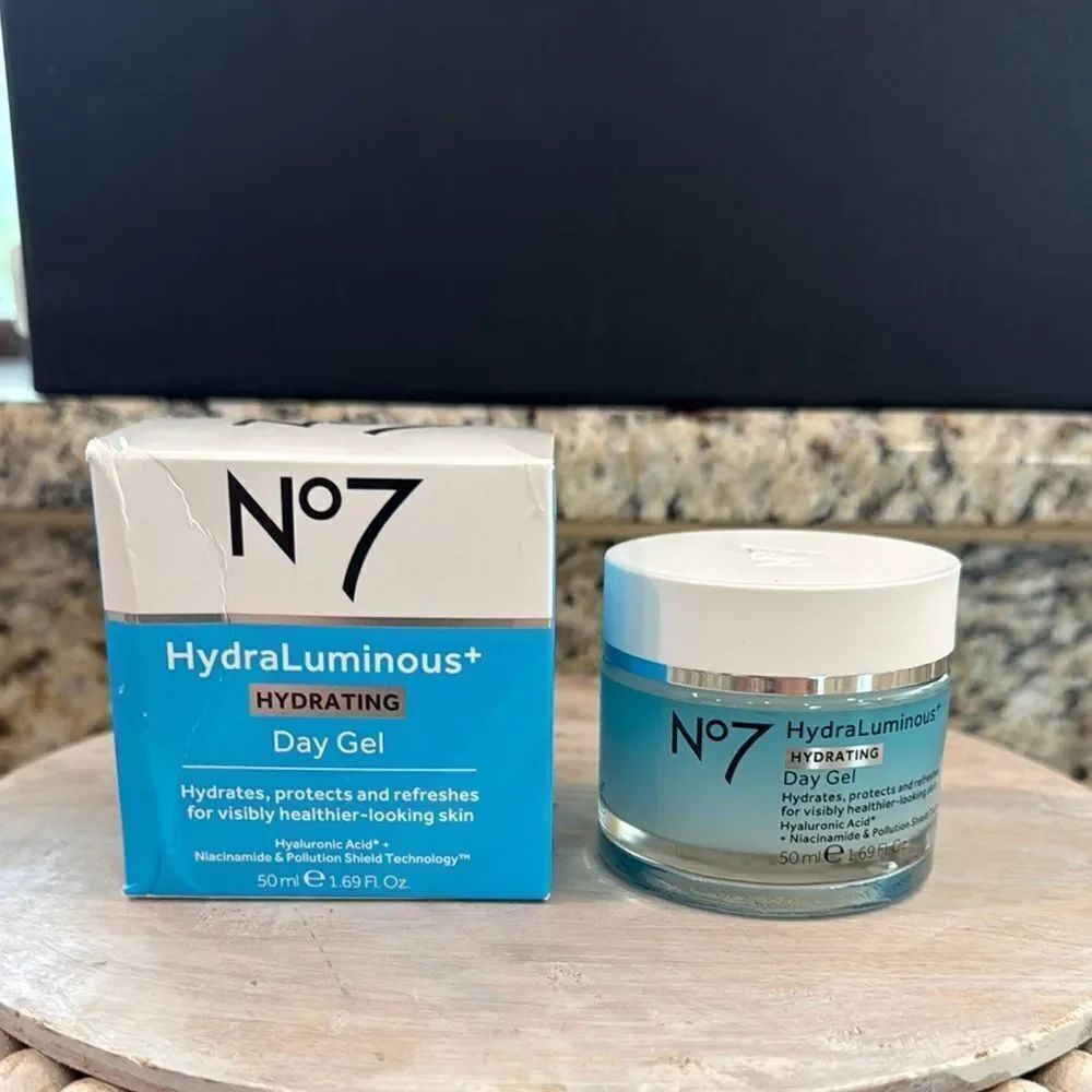 HydraLuminous+ Hydrating Day Gel - Aqua